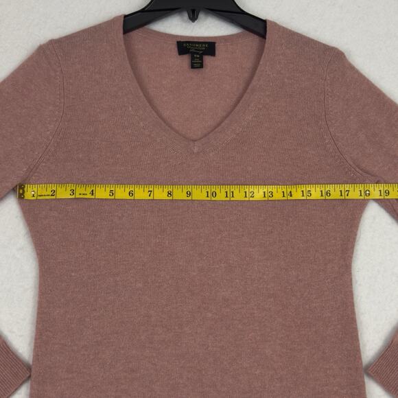 Charter Club 100% Cashmere Sweater P/M Pink V-Neck Soft Luxury Pullover - Picture 4 of 7